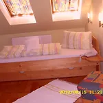 Korona Szallo *