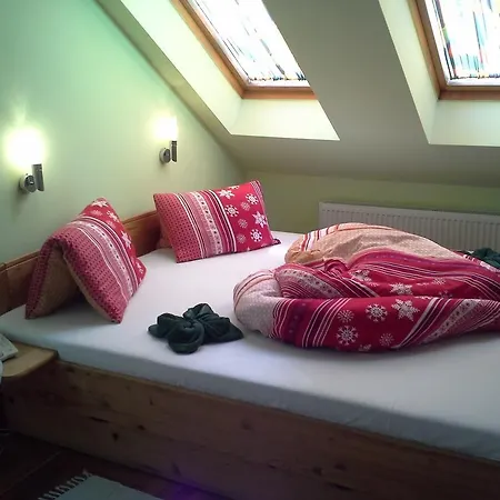 Korona Szallo נג'קניז'ה