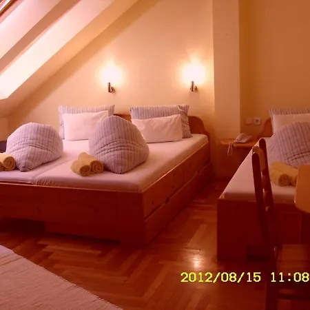 Korona Szallo Ξενοδοχείο