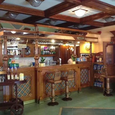 Korona Szallo Ξενοδοχείο *