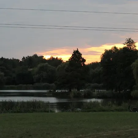 Korona Szallo מלון