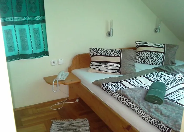 Hotel Korona Szallo *