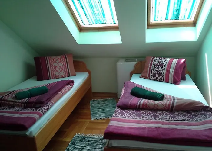 Korona Szallo Hotel *